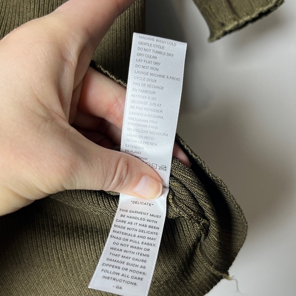 Good American Ribbed Knit Polo Top Olive Green Sz M - Picture 9 of 11